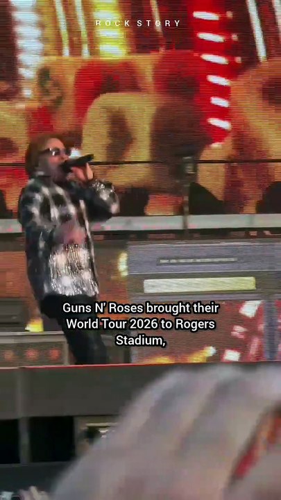 ROCKS TORONTO! GNR Opens Rogers Stadium with Pu...
