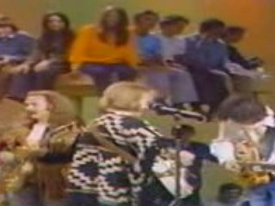 Neil Young & Crosby, Stills, Nash - Down By The River