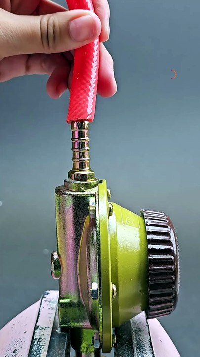 Quick and easy pipe securing method🛠️