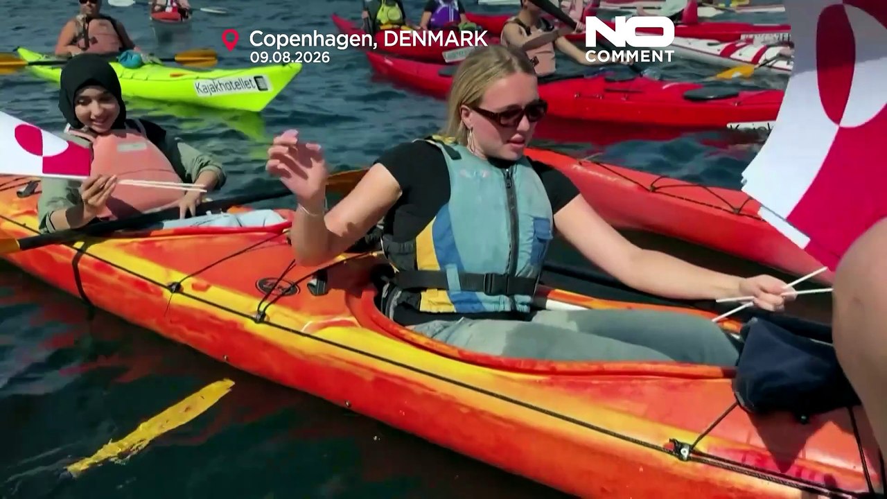 Hundreds join Copenhagen kayak parade in support of Greenland