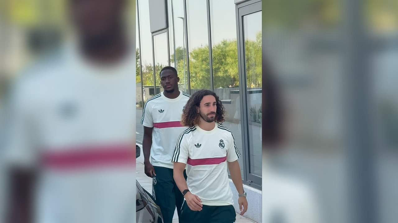 Cucurella y Konate pasan el reconocimiento médico: escuchen a los fans con el lateral español