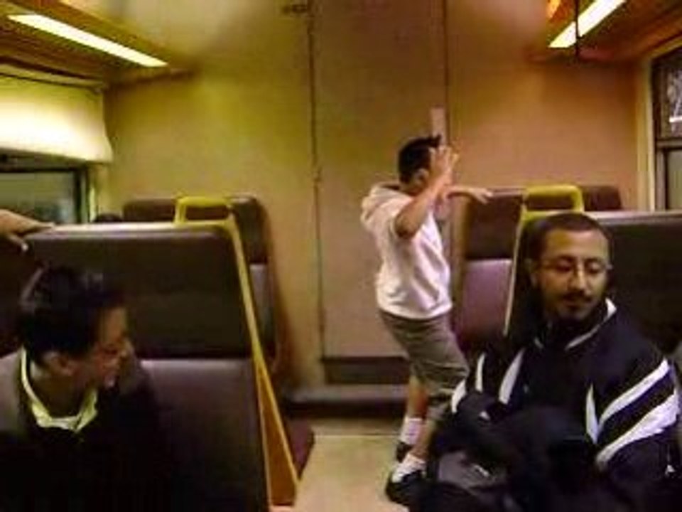 MOV07911