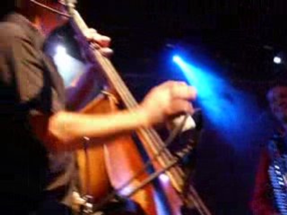 T'inquiète Lazare - Lazare