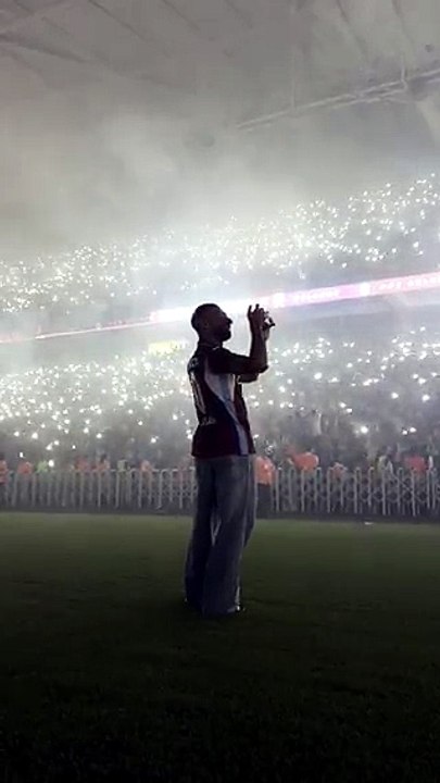 محمد صلاح في طرابزون: طعام شعبي وامرأة تركية في استقباله