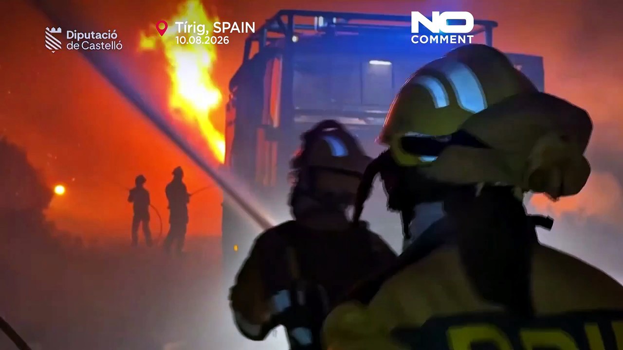 Löscharbeiten in Ostspanien: Feuerwehr kämpft gegen Waldbrand bei Castellón
