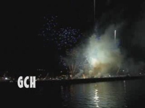 FEUX D'ARTIFICES DU 13 JUILLET PART 2¤ ARMADA ROUEN 2008