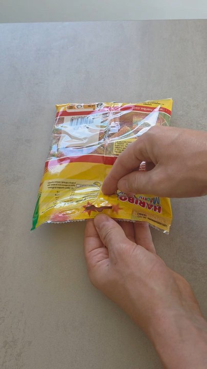 Une autre façon d’ouvrir le sachet de bonbon 🍬