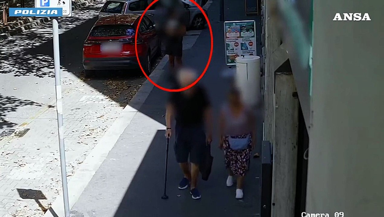 Rapina a un anziano a Milano, uomo fermato grazie alle foto sul cellulare