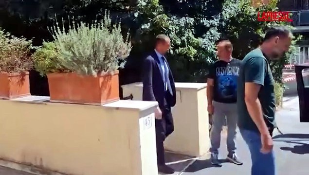 https://s1.dmcdn.net/v/dIftI1gUU1_Wl_dCe/x360