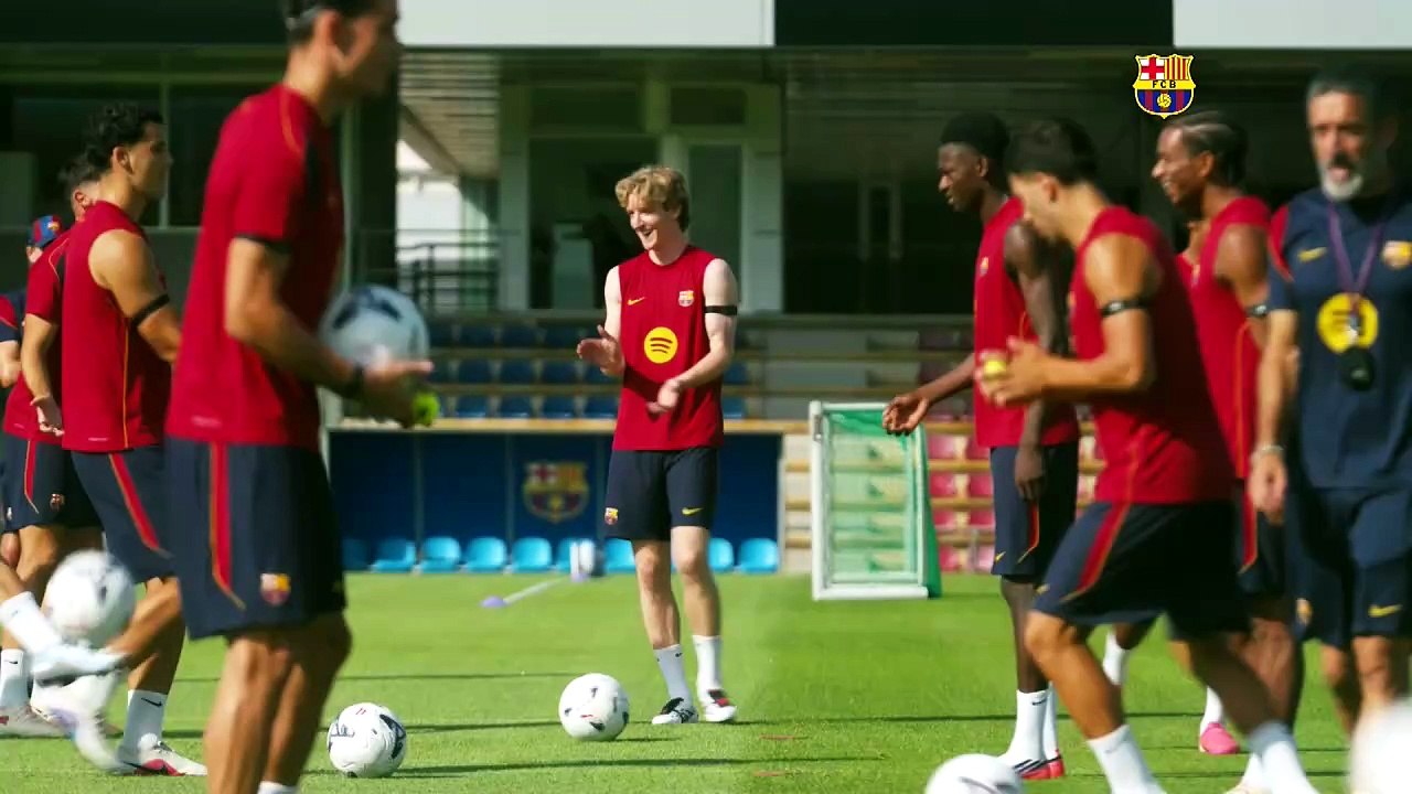 Primer entrenamiento de la semana del FC Barcelona