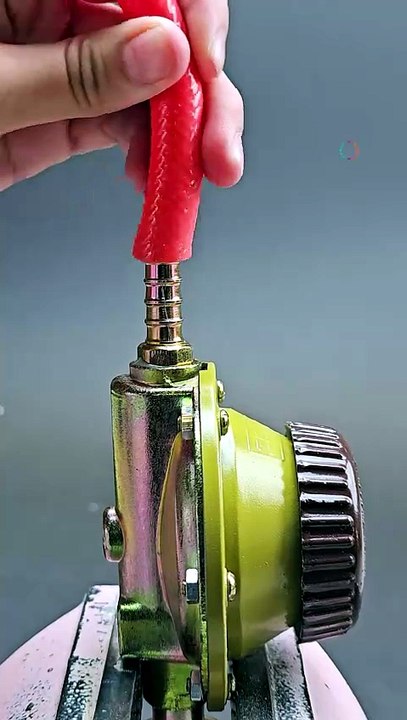 Quick and easy pipe securing method🛠️