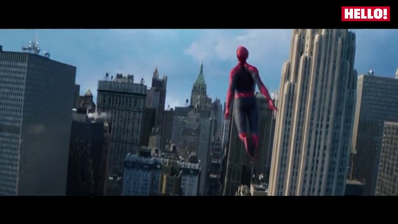 Emma Stone, Andrew Garfield and Jamie Foxx chat...