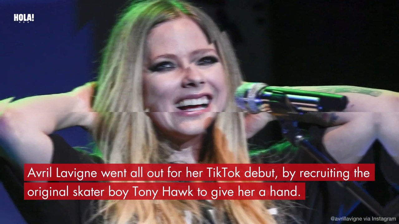 Avril Lavigne makes the perfect TikTok debut
