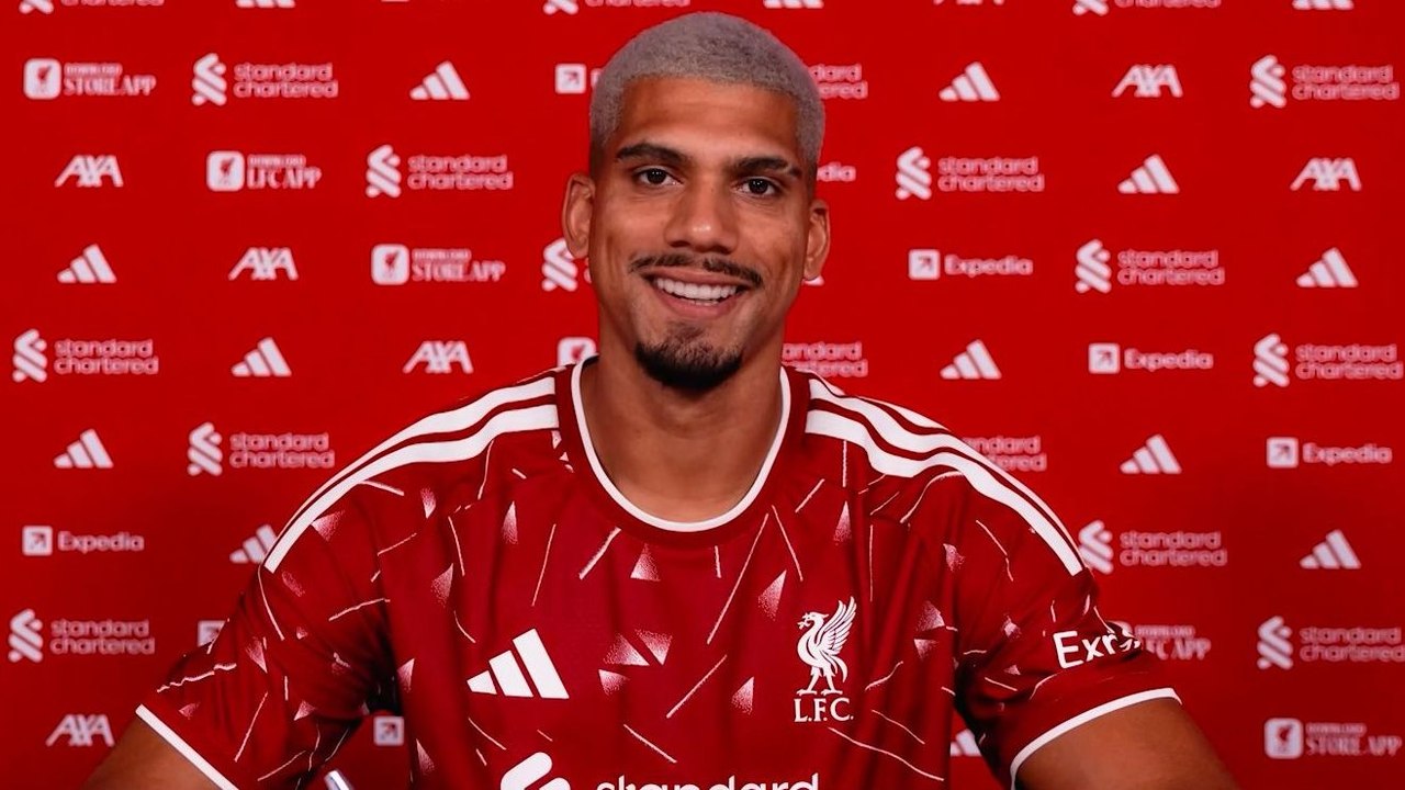 Araujo über Liverpool-Wechsel: 'Habe keine Sekunde gezweifelt'