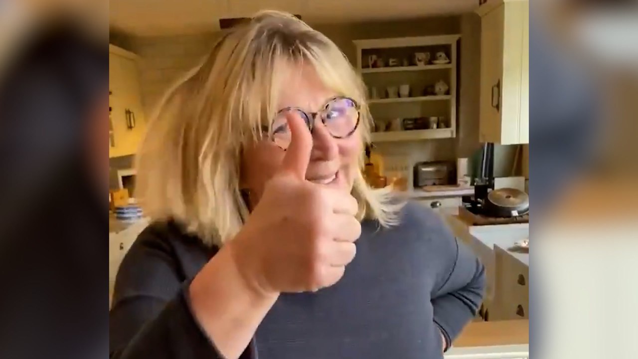 Fern Britton films inside beautiful kitchen at family home