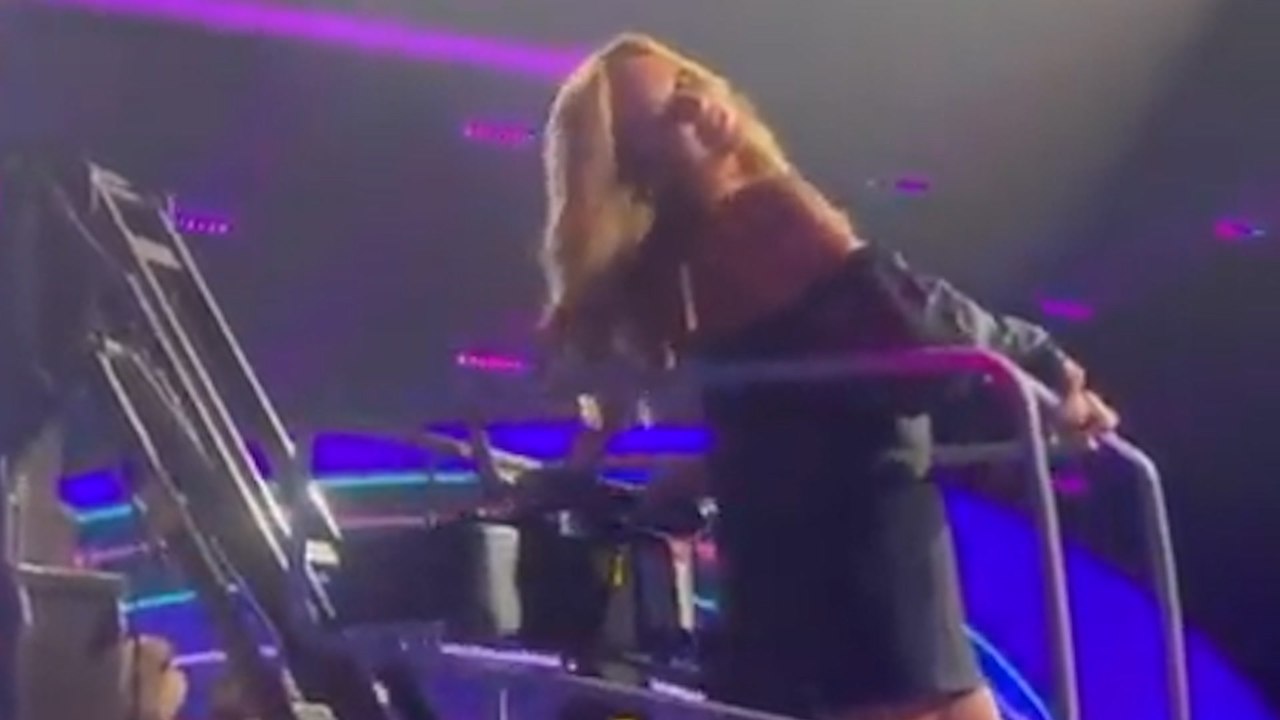 Amanda Holden wows in sparkly little black dress
