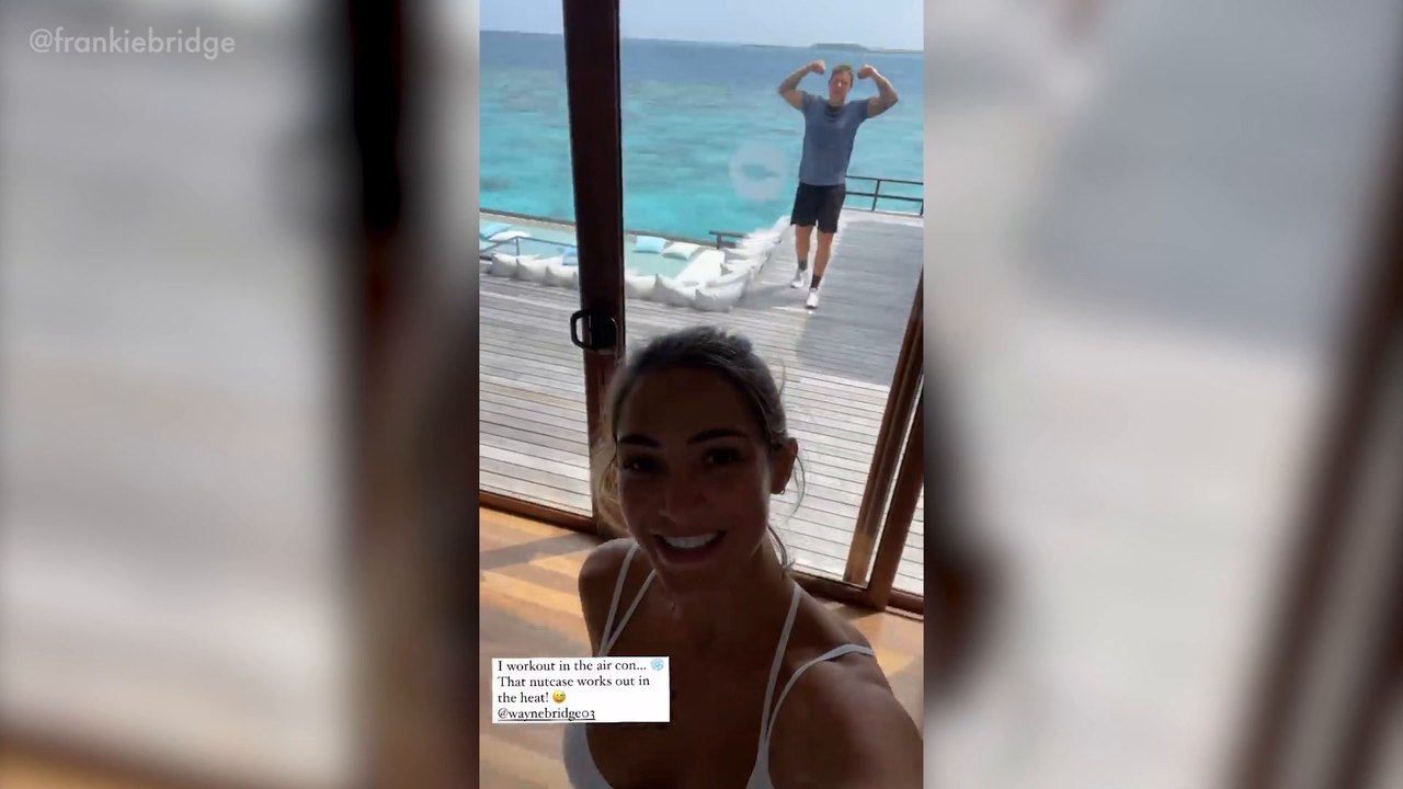 Frankie and Wayne Bridge enjoy fun work out during Maldives break