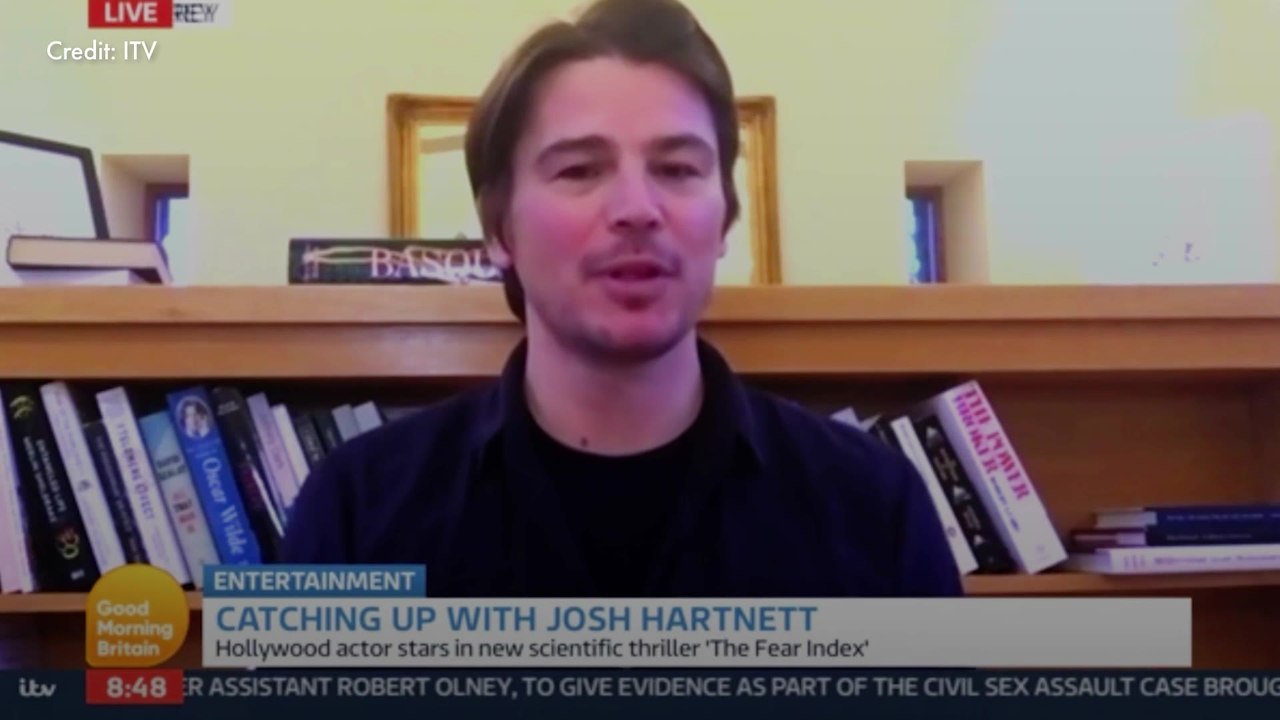 Hollywood A-lister Josh Hartnett makes surprisi...