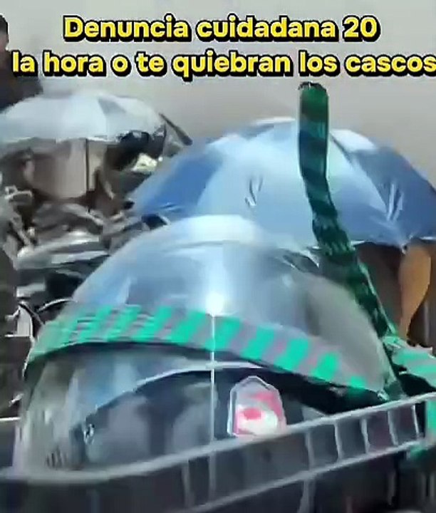 Ciudadano denuncia que le quebraron el casco de su motocicleta.