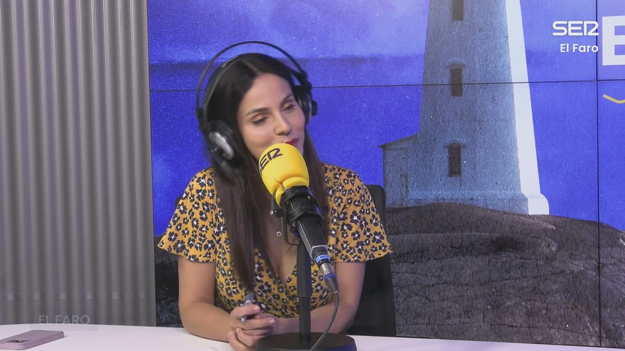 Ángeles González Sinde en EL FARO con Laura Piñero