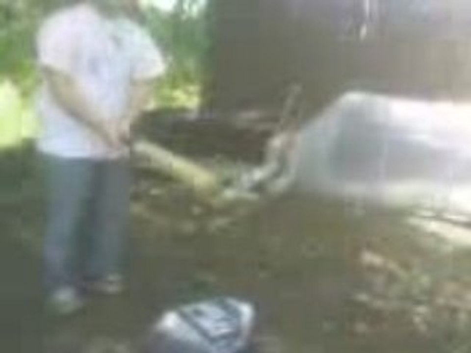 cassée un poste a la batte de baseball