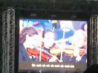 Amel Bent (14 juillet)