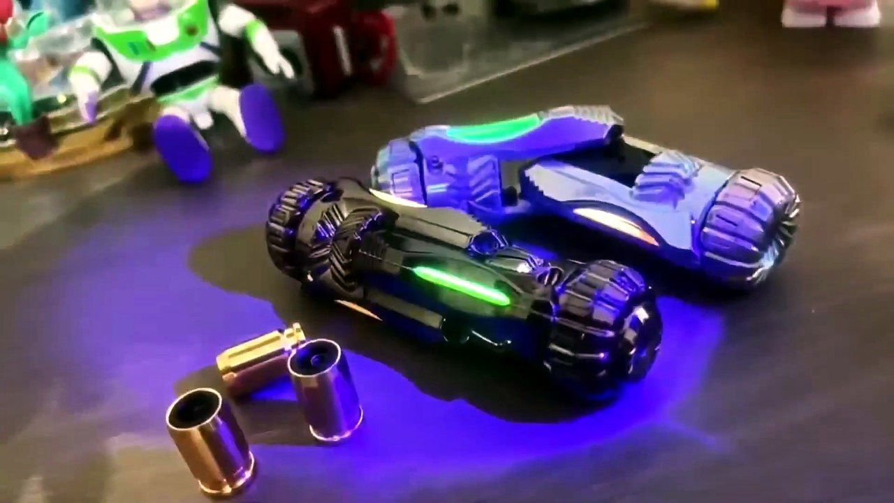 EDC Fidget Toy Alloy Revolver Ring Gun – Mini Metal Collectible Stress Relief Spinner & Desk Toy