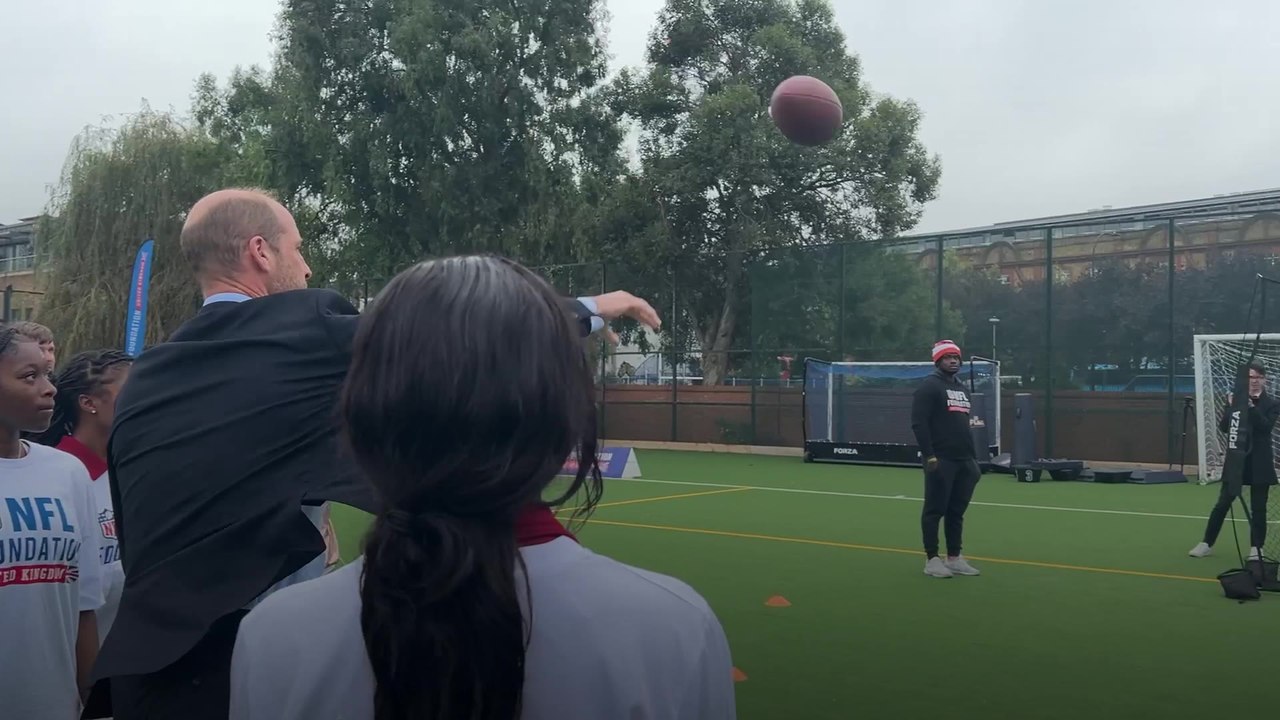 William shows off ‘unbelievable arm’ playing American football with children