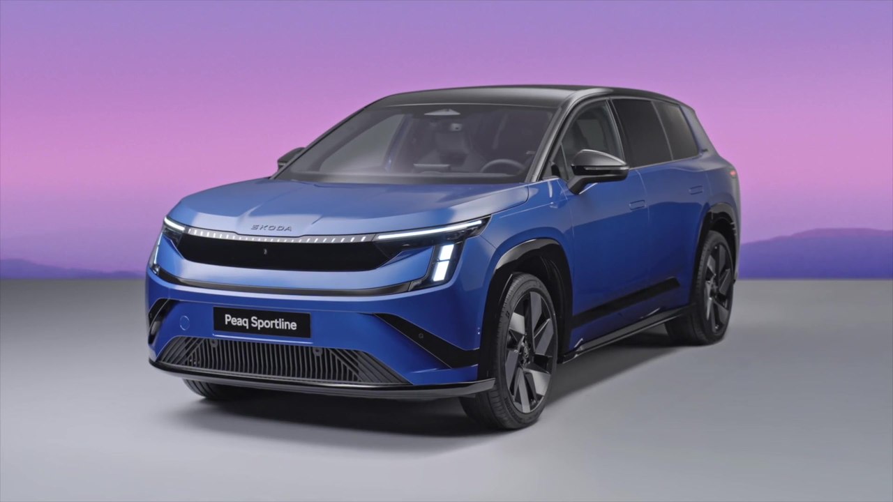 Škoda Peaq Sportline Interior Design in Energy Blue