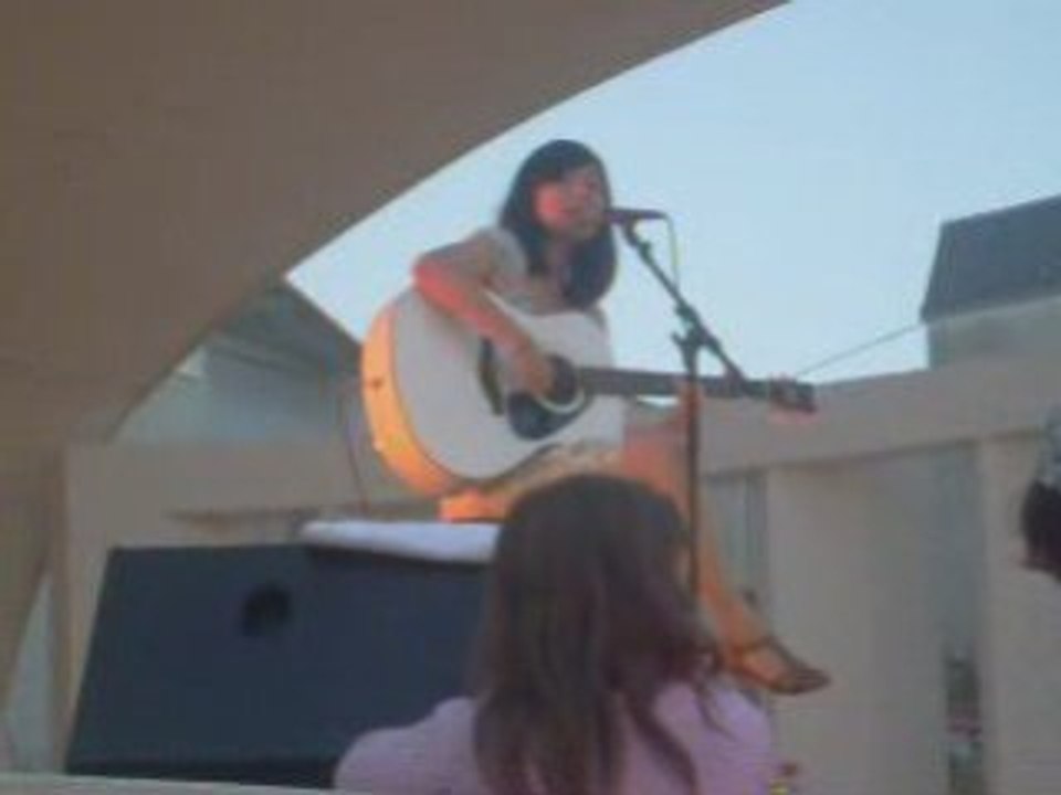 LiTTLE - JE VEUX DES VIOLONS