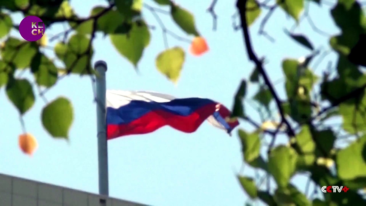 Russia claims strikes on Ukrainian military infrastructure, Ukraine attacks Russian oil refineries
