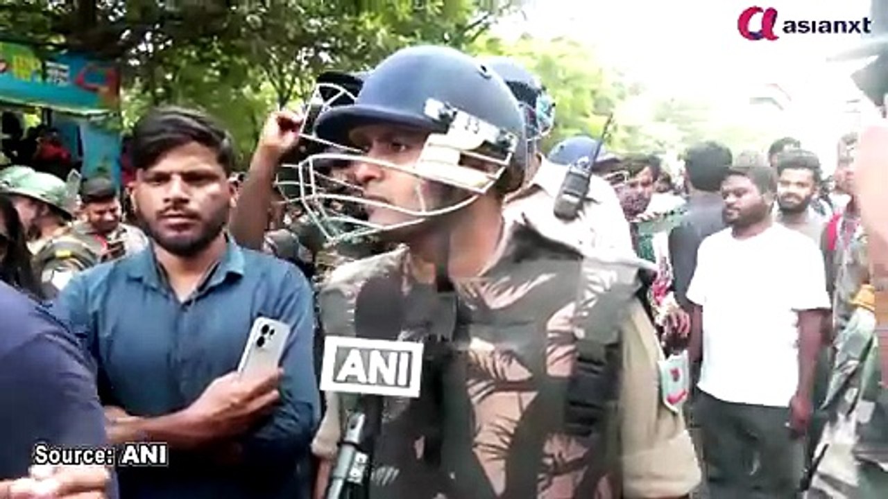 रांची में JPSC-JSSC अभ्यर्थियों का जोरदार प्रदर्शन, पुलिस ने की बैरिकेडिंग