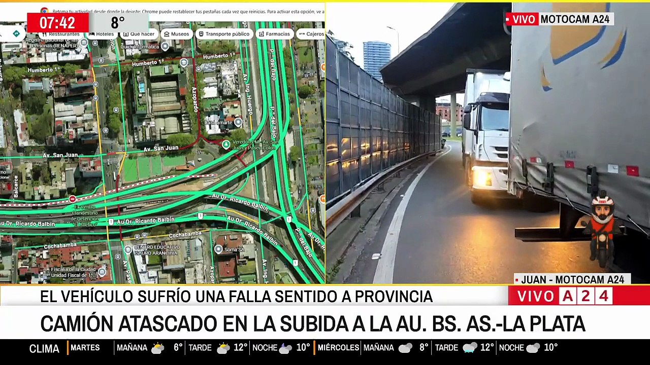 Camión varado en la autopista Buenos Aires La P...