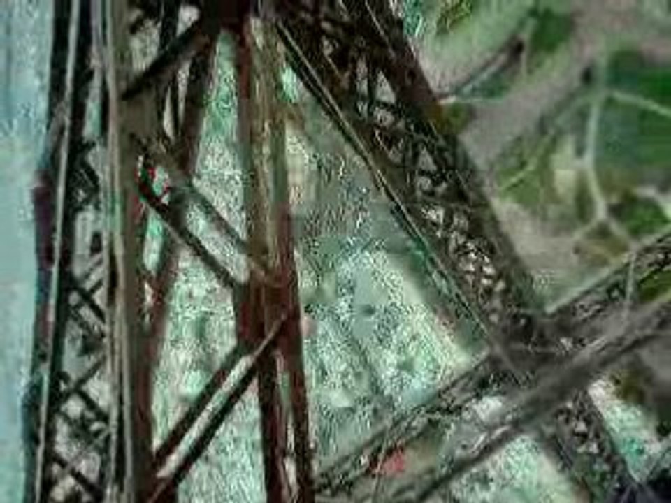 Descente de la Tour Eiffel