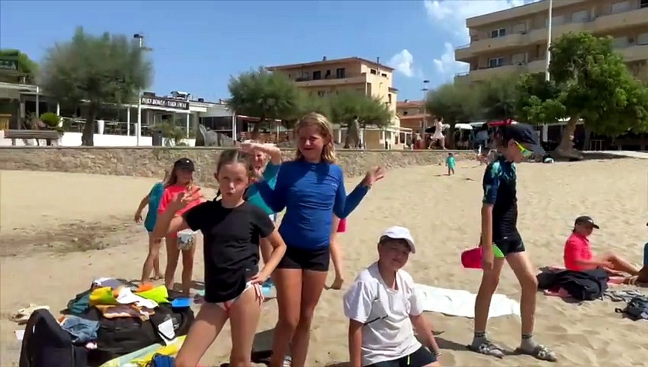 Los Mamutos à la Plage... ah ouh, cha cha cha