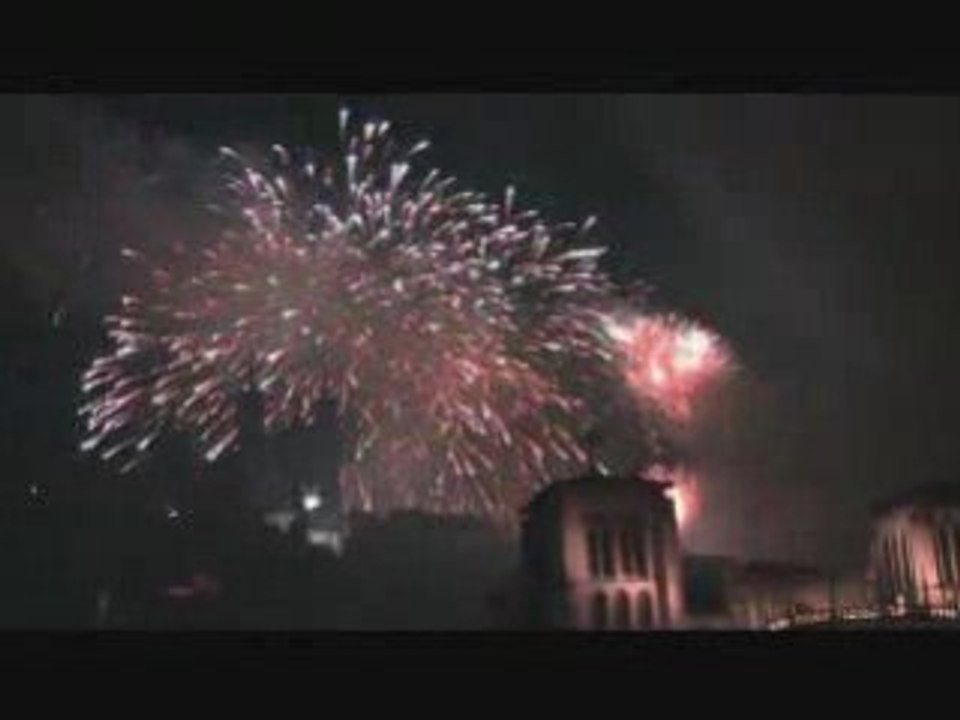Feu artifice lyon 2008 fourviere 14 juillet