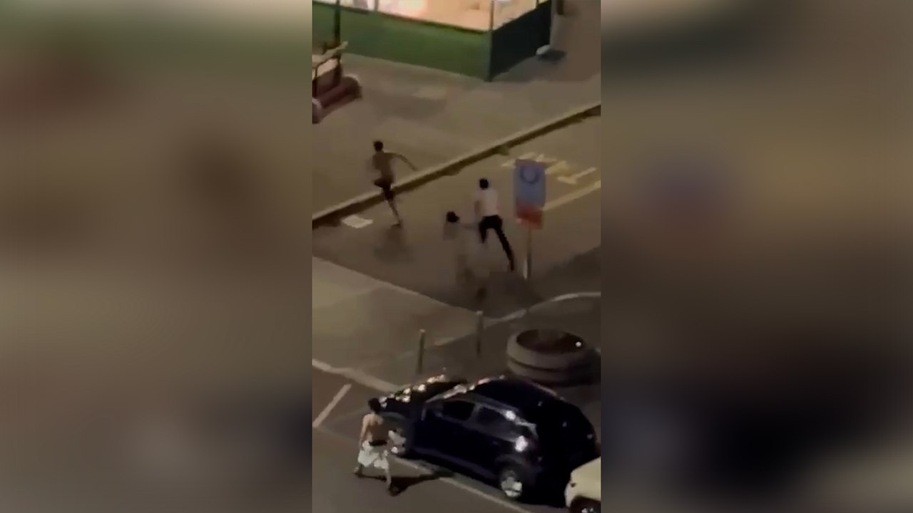 Sesto San Giovanni, rissa a colpi di machete al...