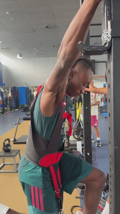 Día de entrenamiento con Yan Diomande