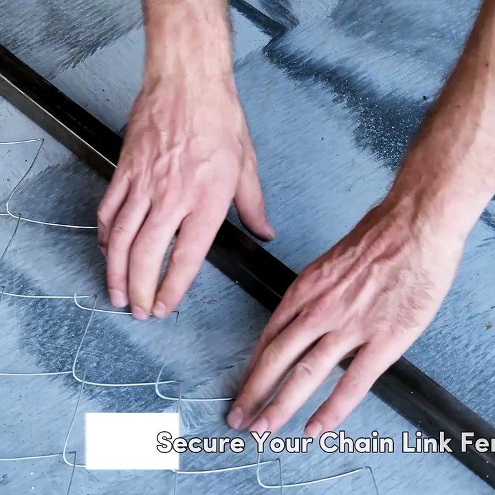 Secure your chain link fence with this method