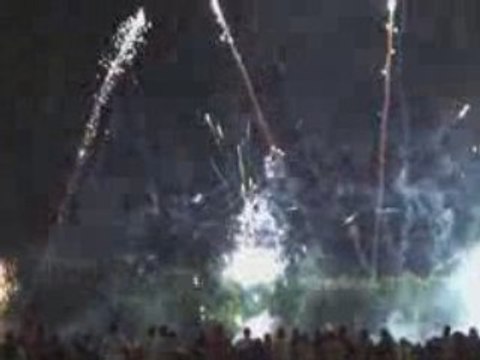Puteaux : feu d'artifice du 14 juillet (partie 1)