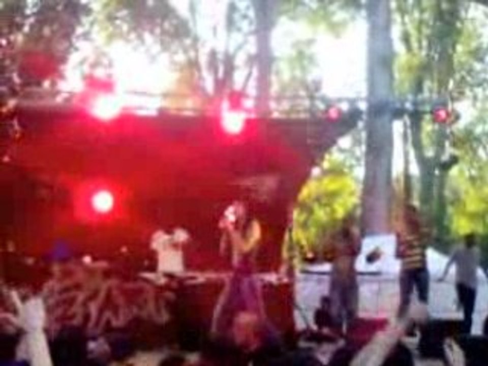 Zaho " je veux vivre " 28062008080