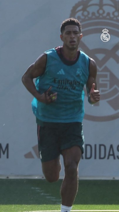 Bellingham vuelve a entrenarse con el Real Madrid