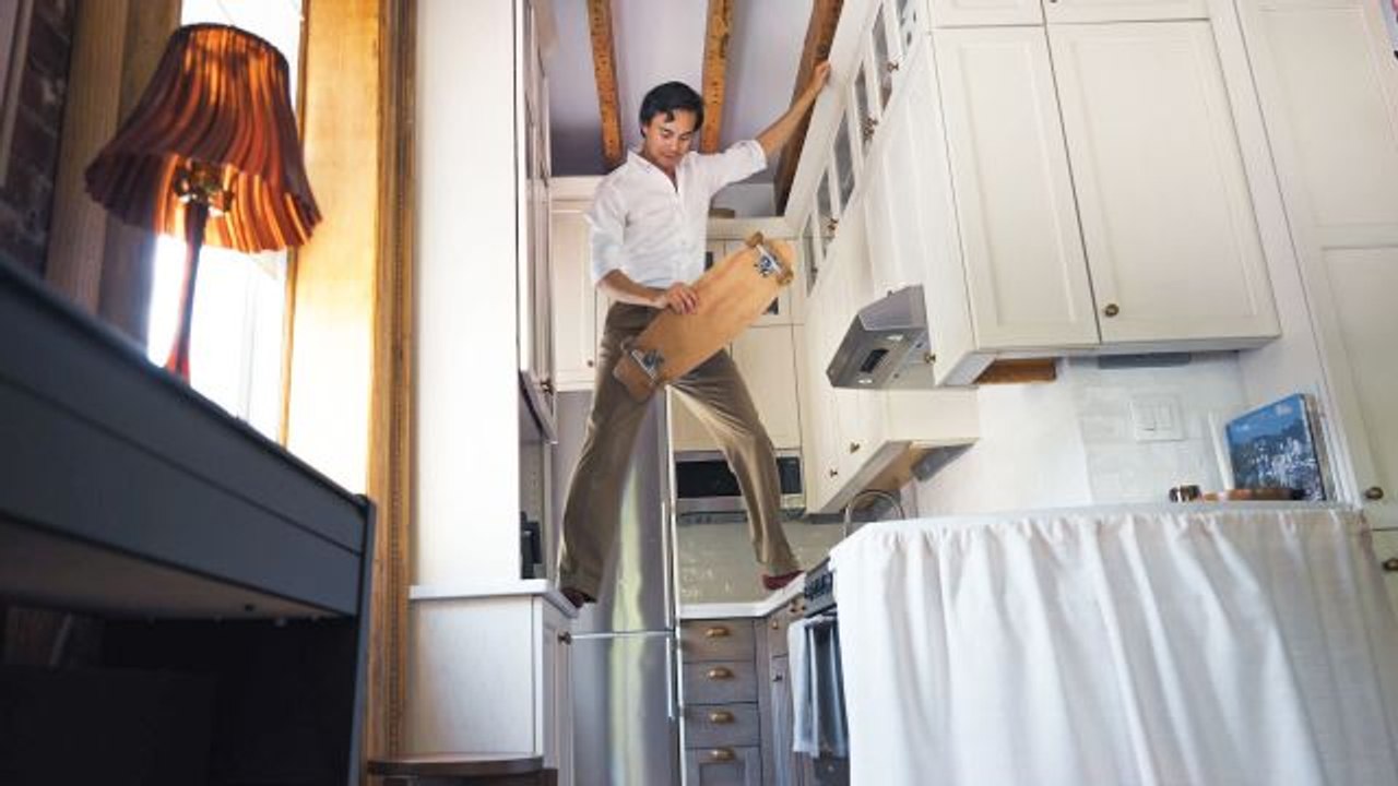 How an Interior Designer Maximized a 330-Sq-Ft...