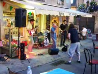 Photo et concet du 15 juillet du groupe de didier 028