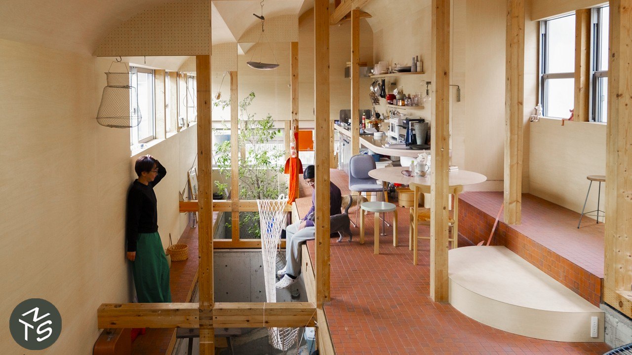 How Two Japanese Architects Live on the Edge (l...