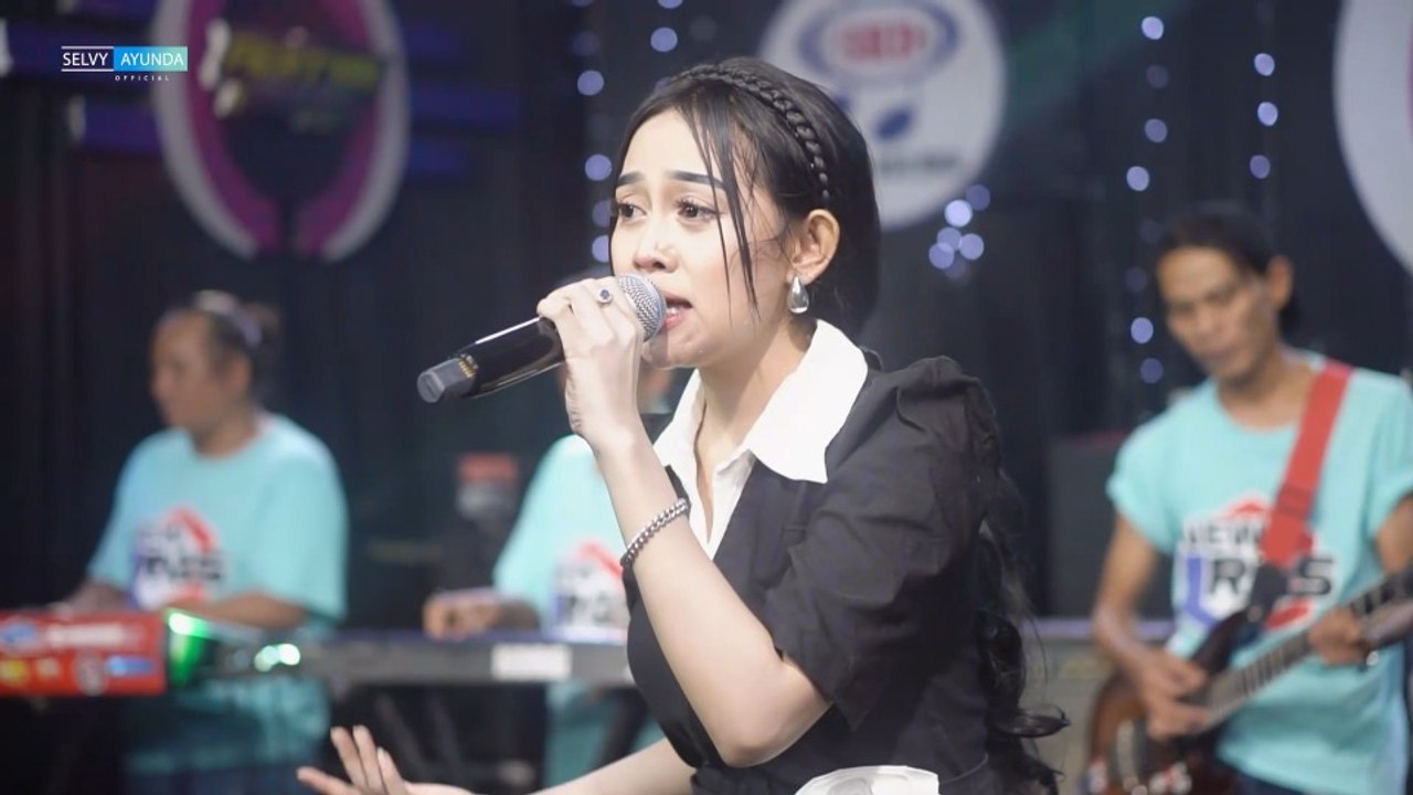 Selvi Ayunda - Janji Saling Tresna
