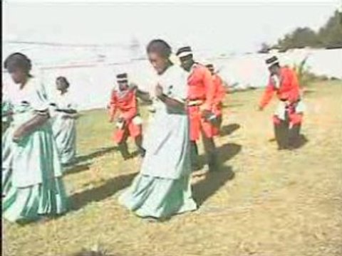 HIRA GASY Ramilison Besigara10 Août 2005 (Tsiliva)