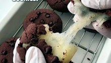 Satisfying Bakery Chocolate Chip Cookies 🍫🔥