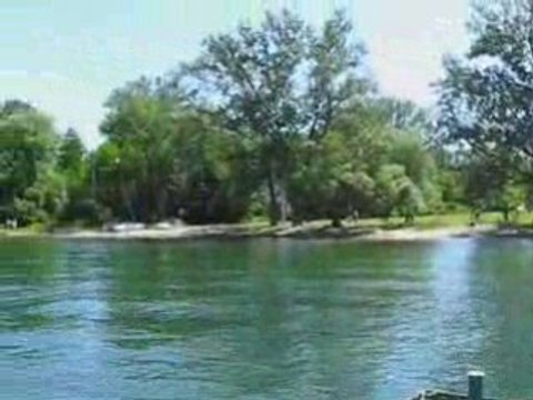 Toronto Discoveries-A Bike Ride to the Toronto Islands