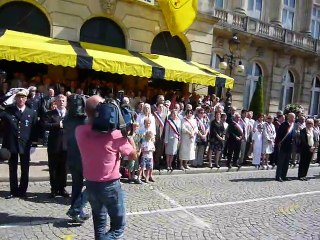 DEFILE GRAND PLACE DE CAMBRAI 2